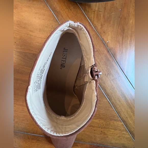 JustFab Zepplin Cross-Buckle Heeled Ankle Boot – Women’s Size 9.5 - Picture 6 of 7